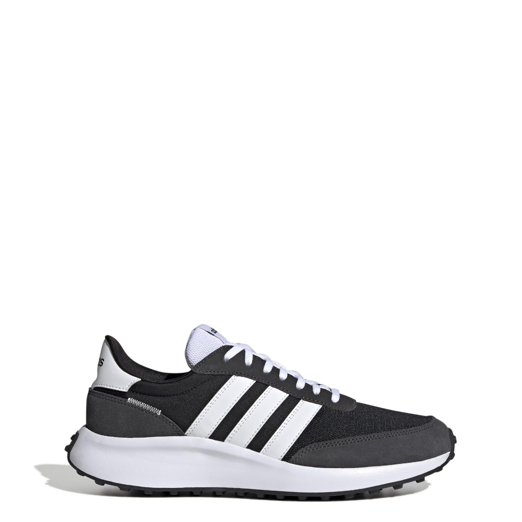 Running shoes adidas Run 70S