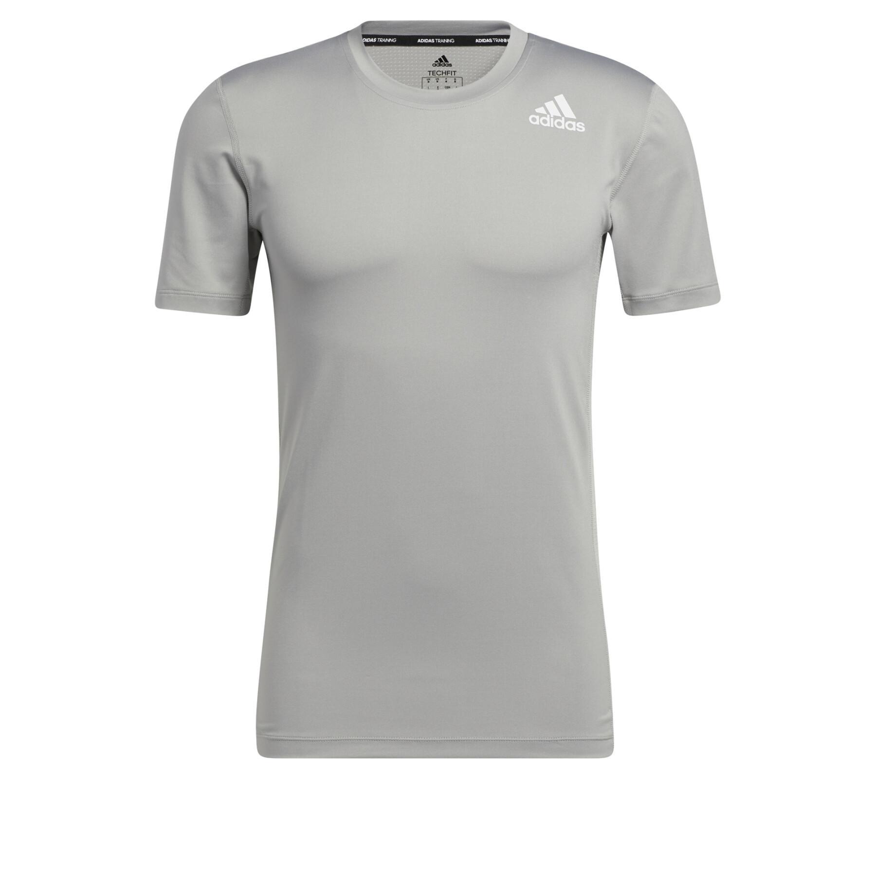 Abrumador absceso Consultar T-shirt adidas Techfit Compression Sleeve - T-shirts and polos - Textile -  Handball wear