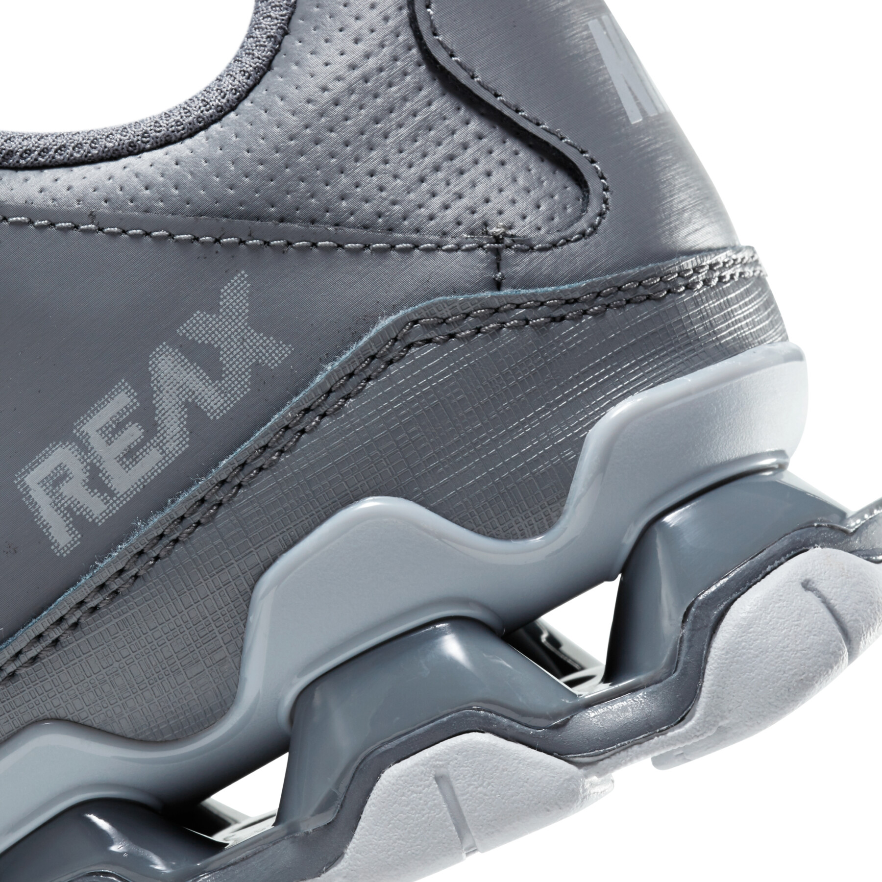 Cross training shoes Nike Reax 8 TR